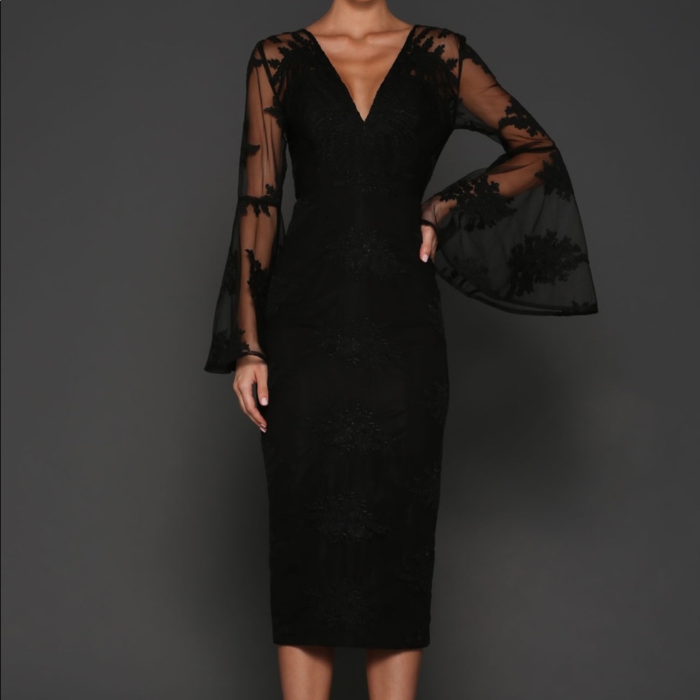 NWT Beautiful lace dress from Elle Zeitoune.